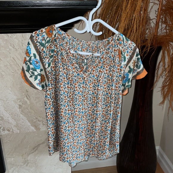 SHEIN cotton bell sleeve top - Picture 2 of 3